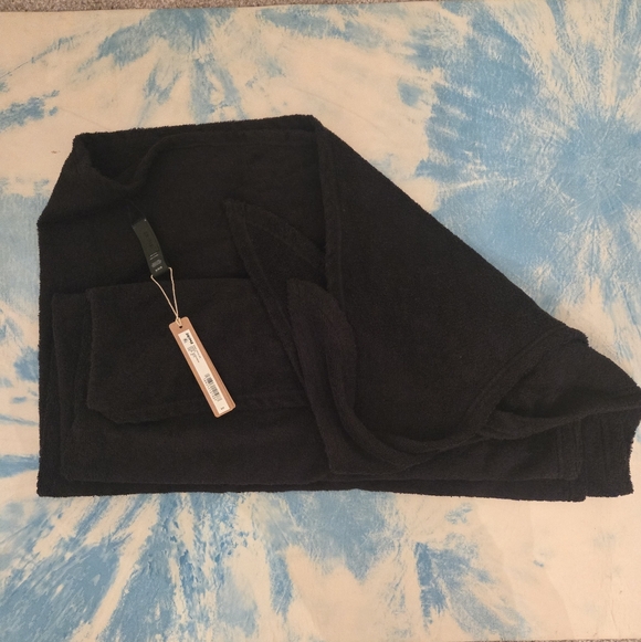 SKIMS TERRY COVER UP SARONG WRAP IN BLACK FIRST TWO PICTURES FOR Refference Only - Picture 3 of 3